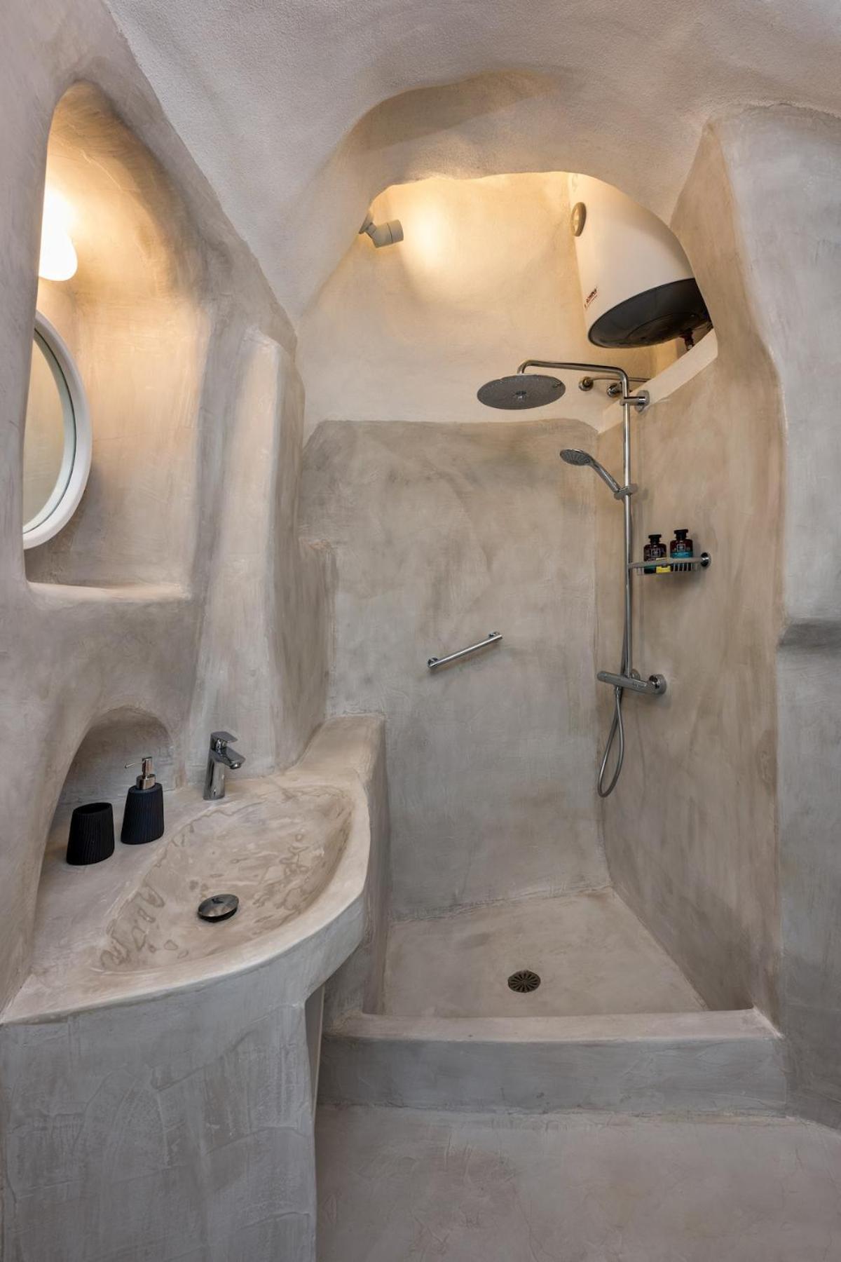 Gilbert'S Cave With Cave Jacuzzi Villa Megalochori  Bagian luar foto